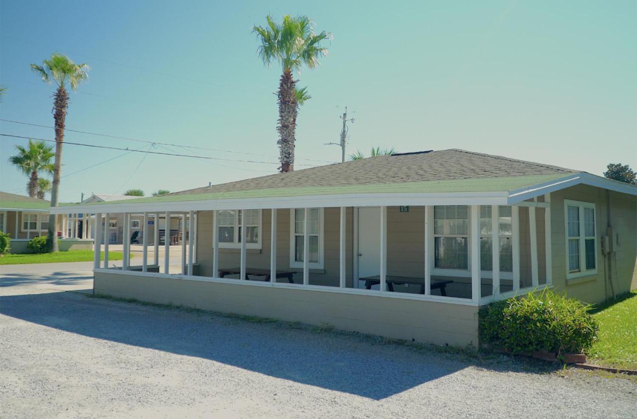 Cottages Christian Retreat Panama City Beach Exterior photo